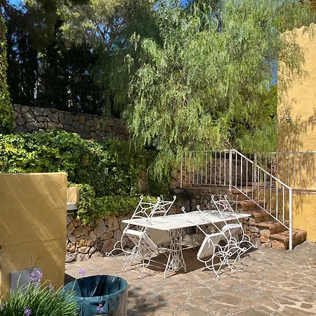 Groundfloor Of Private Pool Quiet & Residential *