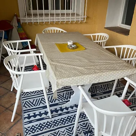 公寓 Groundfloor Of Private Pool Quiet & Residential *